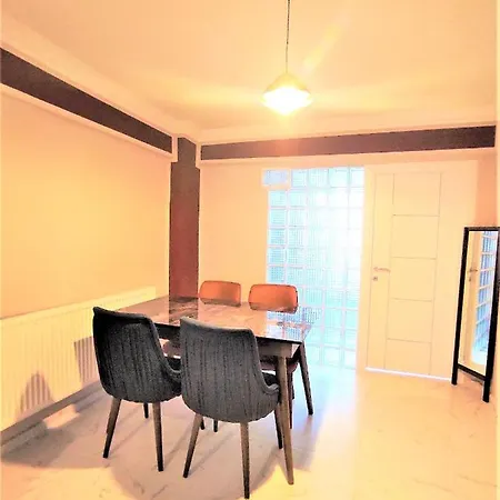 Intimate Haydarpasa Apartment Istanbul