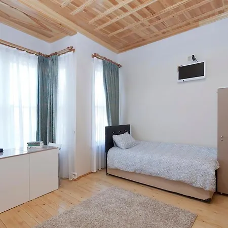 Maison d'hôtes Petunya Wood House *