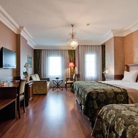 Ferman Old -special Category Hotel Istambul