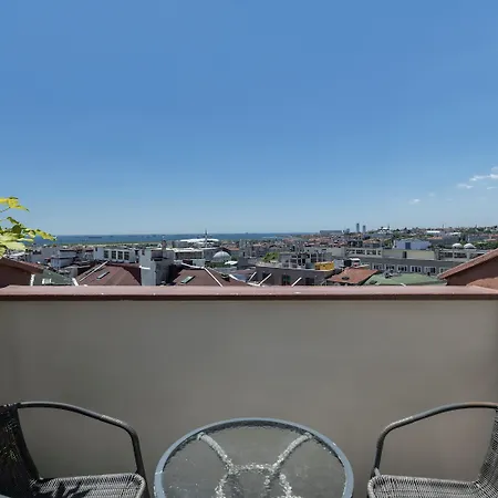 Holiday Old City By Ihg Hotel