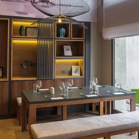 Holiday Old City By Ihg