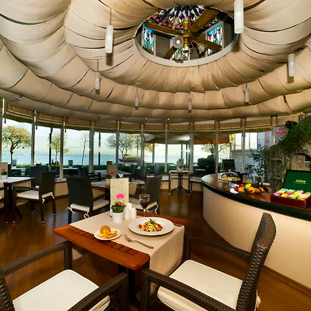 Radisson Sultanahmet 4*