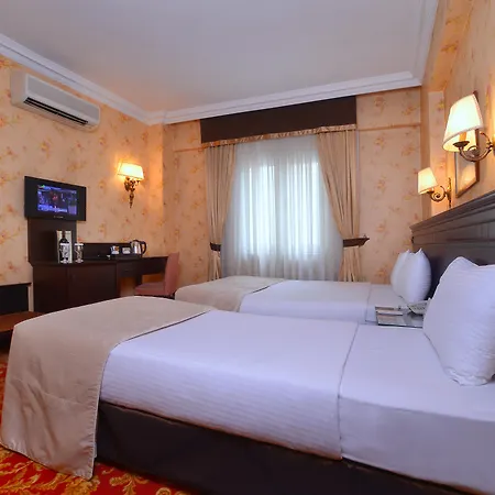 Pera Rose & İstanbul