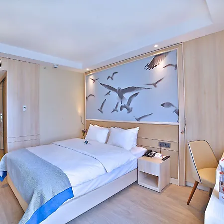 Ramada By Wyndham Old