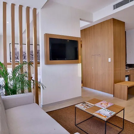 Ramada By Wyndham Old 4*