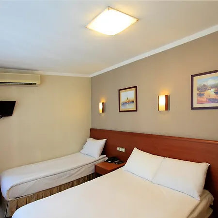 Hotel Inter 2*