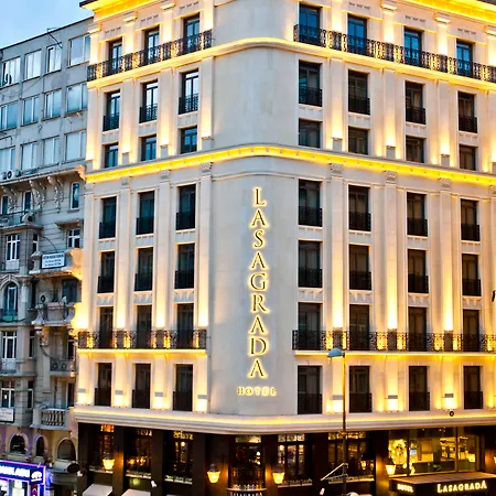 Hotel Lasagrada 5*