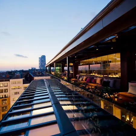 Hotel Lasagrada 5*