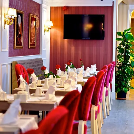 Hotel Perula 3*