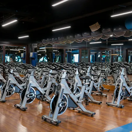 Titanic Business Kartal Hotel 5*