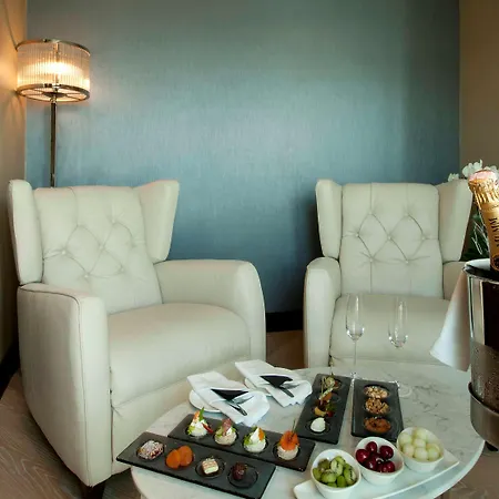 Radisson Blu Pera Hotel 5*