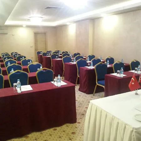 Hotel Golden Way Giyimkent Istanboel