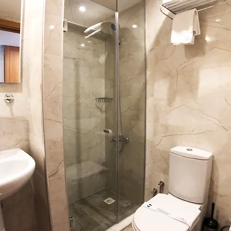 Hotel Carlton 4*