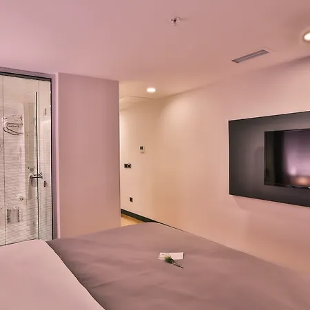 Hotell Business Life 4*