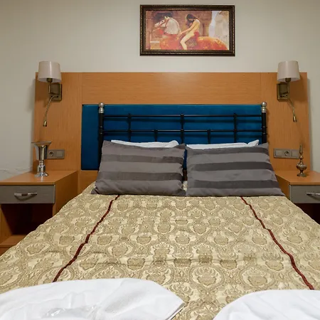 Seatanbul Hotel 2*