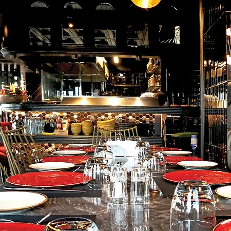 Momento Golden Horn Hotel