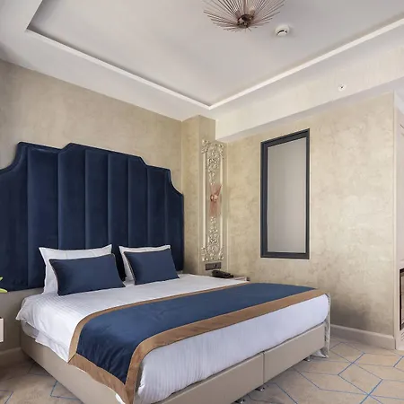 Danis & - Old 4* Istanbul