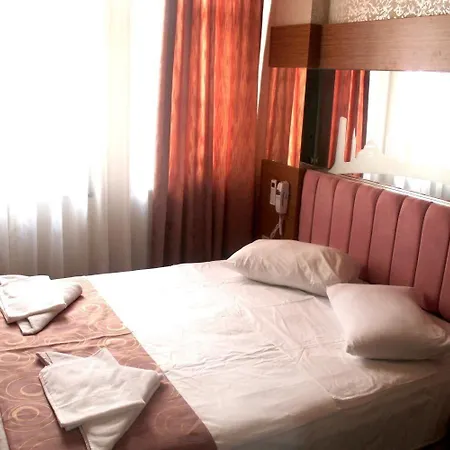 Megaron 3* Istanbulská provincie