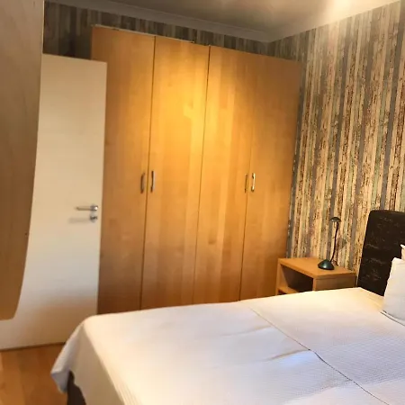 Deluxia Palace The Flat With A Pool View * Istanbul