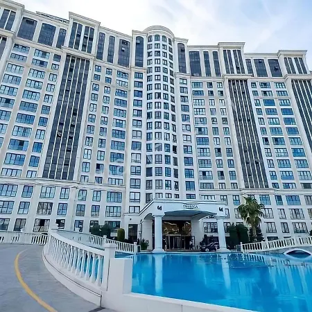 Deluxia Palace The Flat With A Pool View * Istanbul