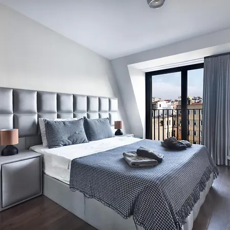 Apartment Taksim By Newinn