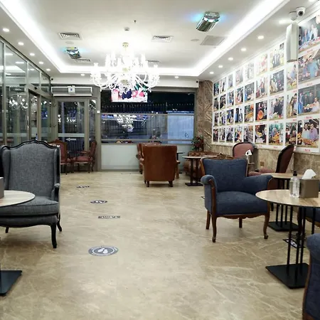伊斯坦布尔阿尔玛迪娜酒店