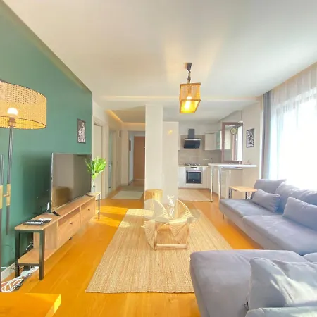Charming Flat With Central Location In Nisantasi * اسطنبول