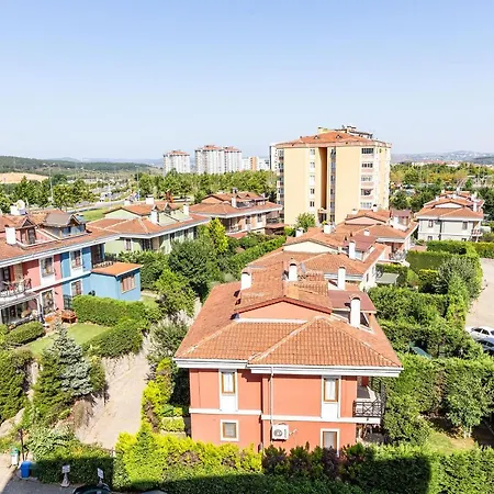 Apartment Flat With Shared Pool Near Sabiha Gokcen Airport