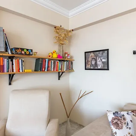 Flat With Shared Pool Near Sabiha Gokcen Airport Apartment Istanbul