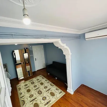 Elegant 3-bedroom Unit Near To Fatih Mosque. *