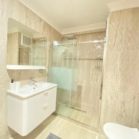 Charming Flat With Central Location In Nisantasi شقة *