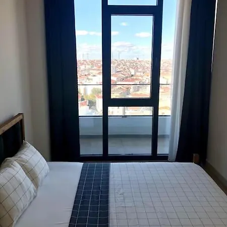 Secured Lux 1 + 1 - Gym, Sauna & Parking *