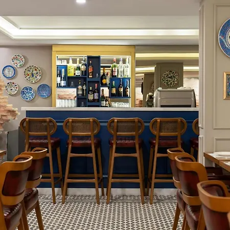 Отель Royan Hagia Sophia, A Member Of Radisson Individuals 4*