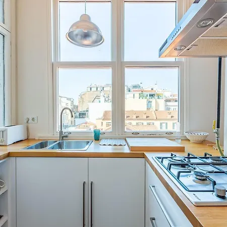 Апартаменты Eclectic Near Galata Tower In Beyoglu *