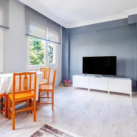 Incredible Flat W Halic View In Beyoglu Apartment