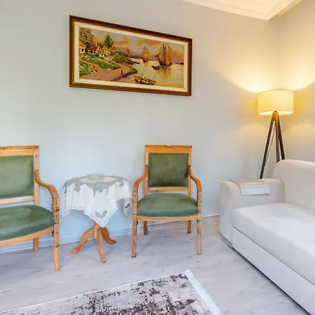 Apartment Incredible Flat W Halic View In Beyoglu