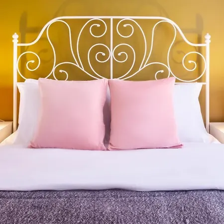 Chic Flat With Balcony Near Moda Shore Istanbulská provincie