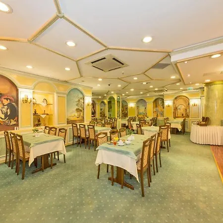 Samir Deluxe Hotel