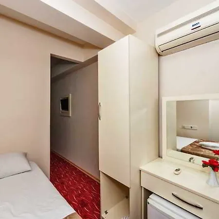 Maral Hotel 3*