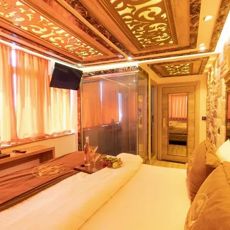 Holıday Busıness Suıt Otel *