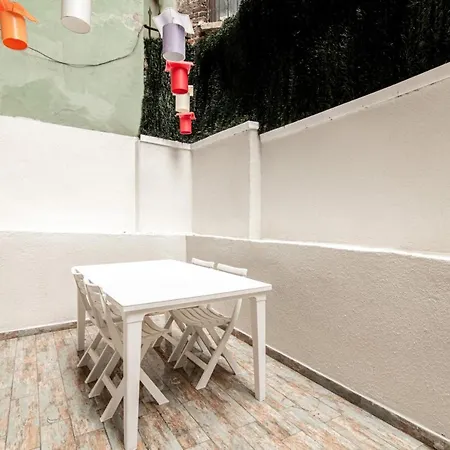 And Modern Flat Near Flower Passage 公寓 伊斯坦布尔