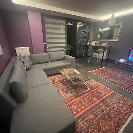 Apartment Wide Garden Flat Close To The Memoriall Hospital Hgyhomes2104