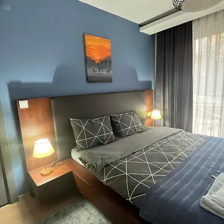 Apartment Wide Garden Flat Close To The Memoriall Hospital Hgyhomes2104
