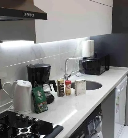 Right Next To The Cevahirshopping Center * Provincia di Istanbul
