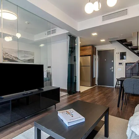 Sleek Flat With Great Location In Sisli Istambul