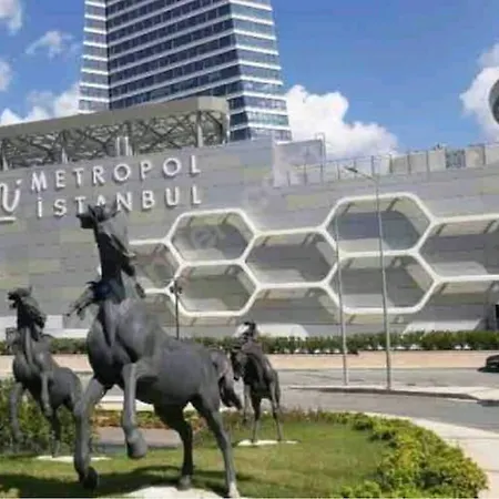 Atasehir Metropol Avm'de Daire アパート イスタンブール