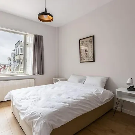 アパート Spacious Apt W/ Amazing Location イスタンブール