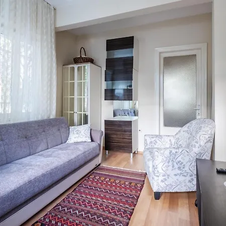 Daire Chic Flat With Balcony Close To Caddebostan Shore İstanbul