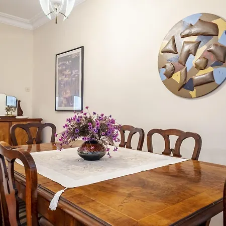 Chic Flat With Balcony Close To Caddebostan Shore Daire