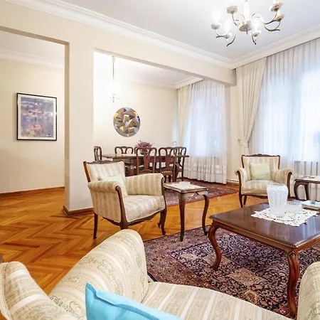 Daire Chic Flat With Balcony Close To Caddebostan Shore
